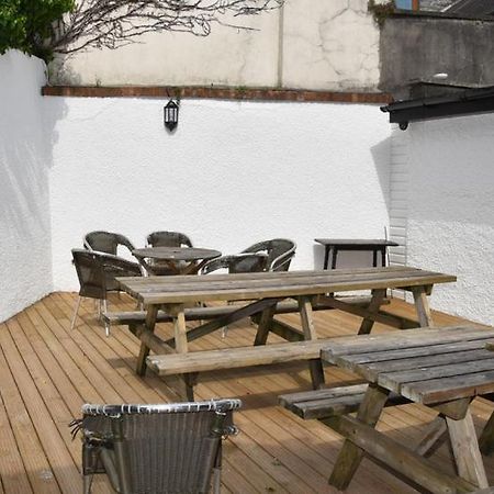 The Red Lion Bed and Breakfast Cardigan Εξωτερικό φωτογραφία