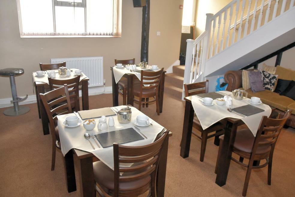 The Red Lion Bed and Breakfast Cardigan Εξωτερικό φωτογραφία