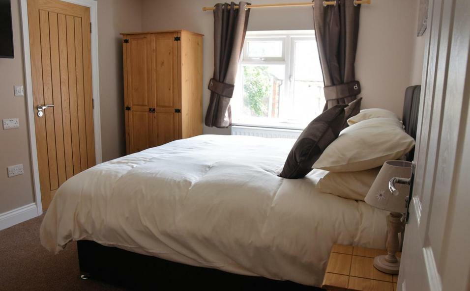 The Red Lion Bed and Breakfast Cardigan Εξωτερικό φωτογραφία