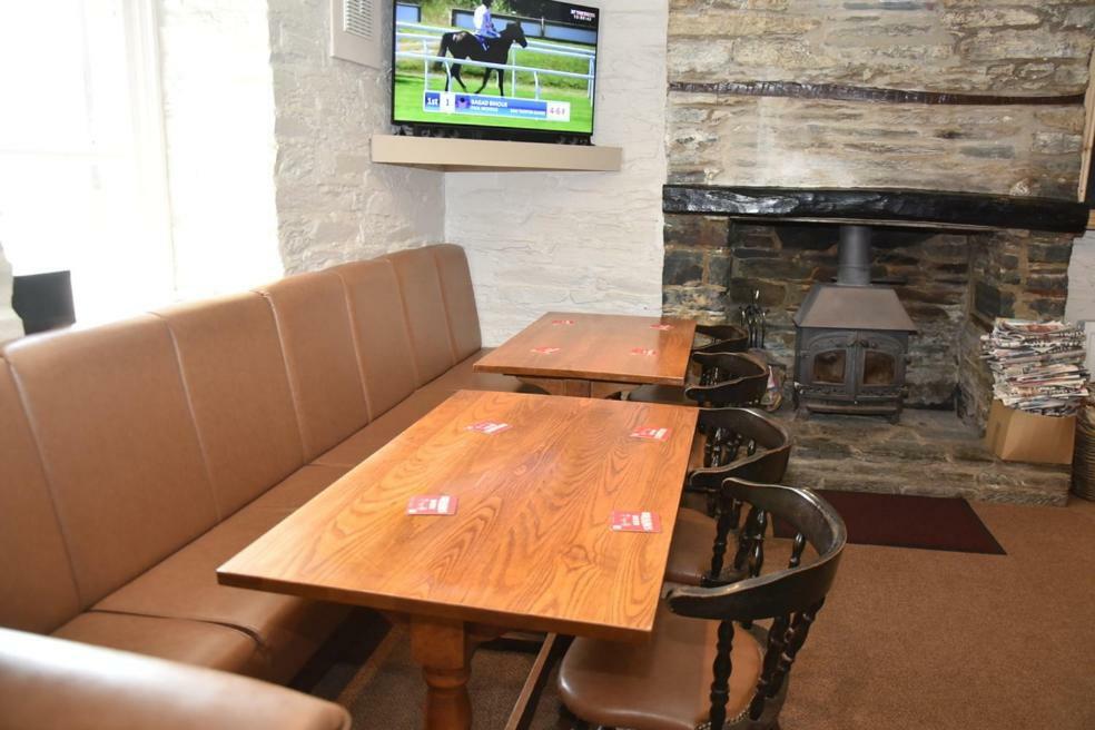 The Red Lion Bed and Breakfast Cardigan Εξωτερικό φωτογραφία